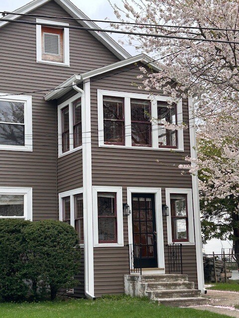 Foto del edificio - 4 Princeton Ave