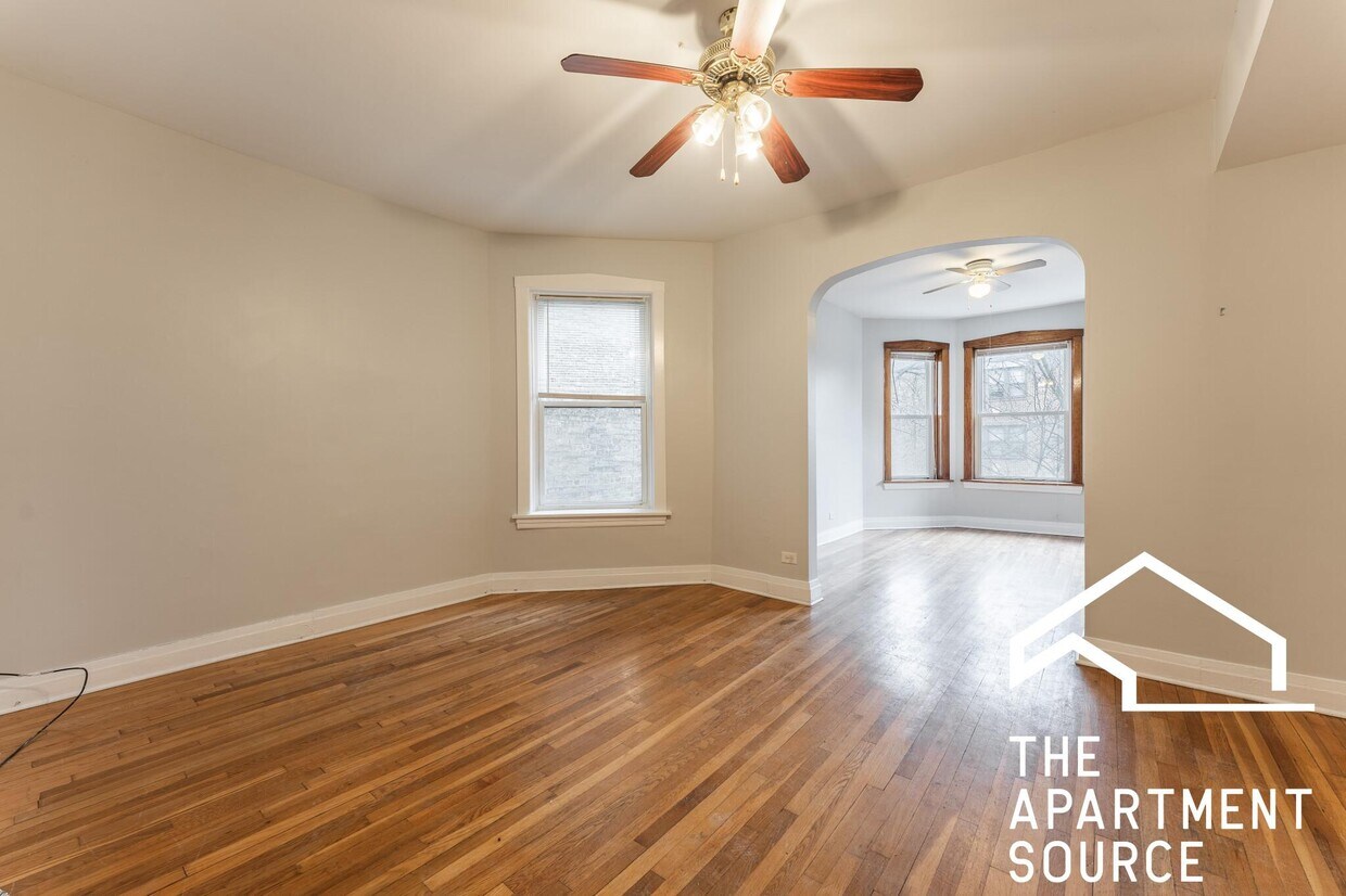 Foto principal - 1317 W Foster Ave