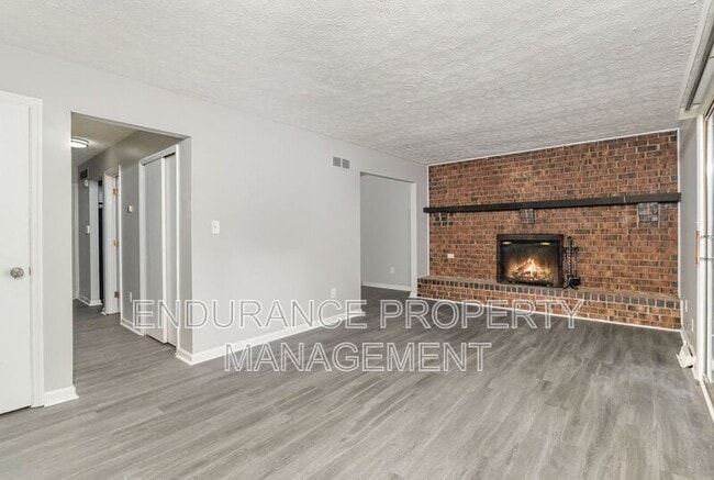 Foto del edificio - 4606 Glenway Ave