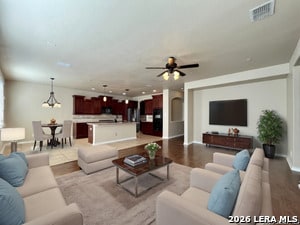 Foto del edificio - 18335 Muir Glen Dr