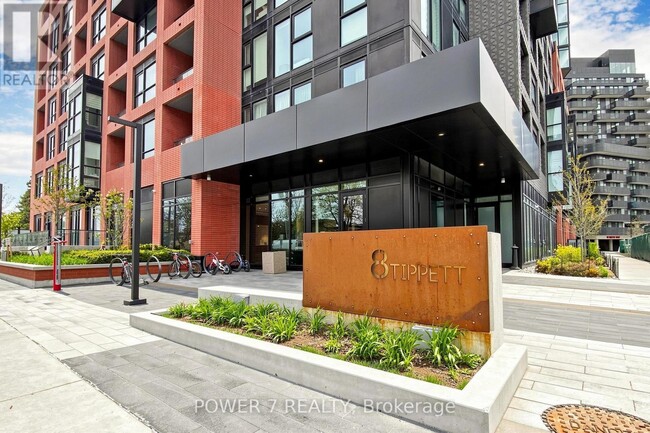 Building Photo - 8 Tippett Rd
