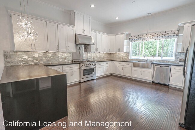 Foto del edificio - 3 br, 2.5 bath House - 22202 Avenue San Luis