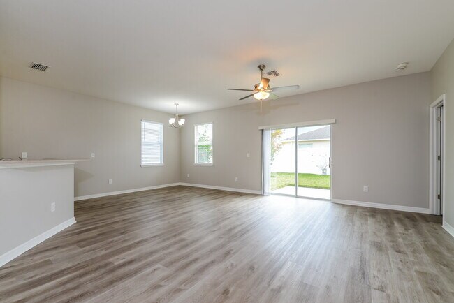 Foto del edificio - 567 19th St NW