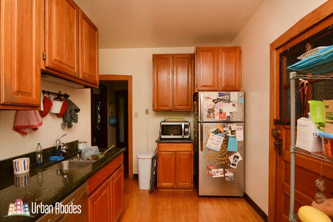 Foto del edificio - 3635 N Wolcott Ave