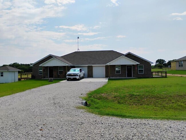 Foto del edificio - 208 Hoover Ln