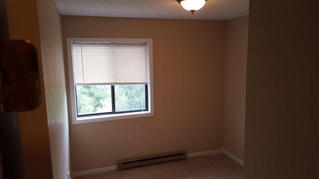 Building Photo - 3 bedroom in Billings MT 59105