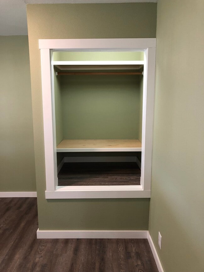 Foto del edificio - 1242 Main St