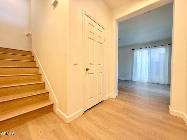 Building Photo - 533 E Port Hueneme Rd