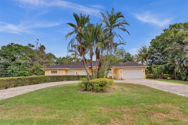 Foto del edificio - 4750 SW 128th Ave