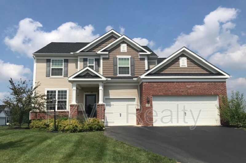 Primary Photo - 9390 Woodbine Way
