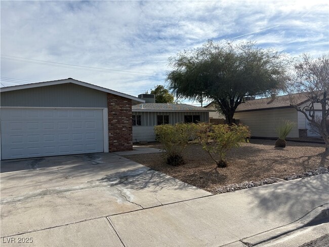 Foto del edificio - 2005 Fontenelle St