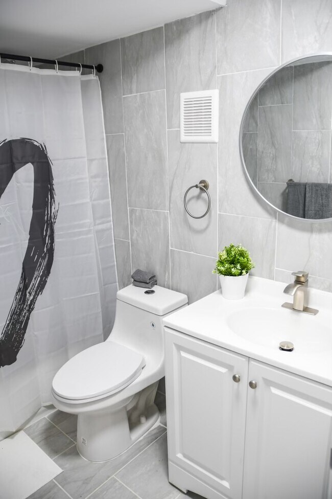 Foto del edificio - 623 E 79th St
