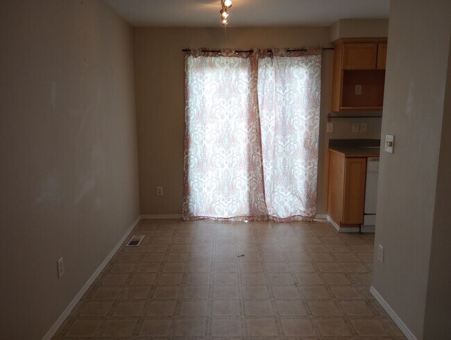 Foto del edificio - 1503 Fruitland Dr