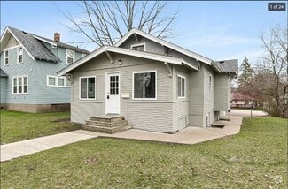 Building Photo - 1014 8th Ave S