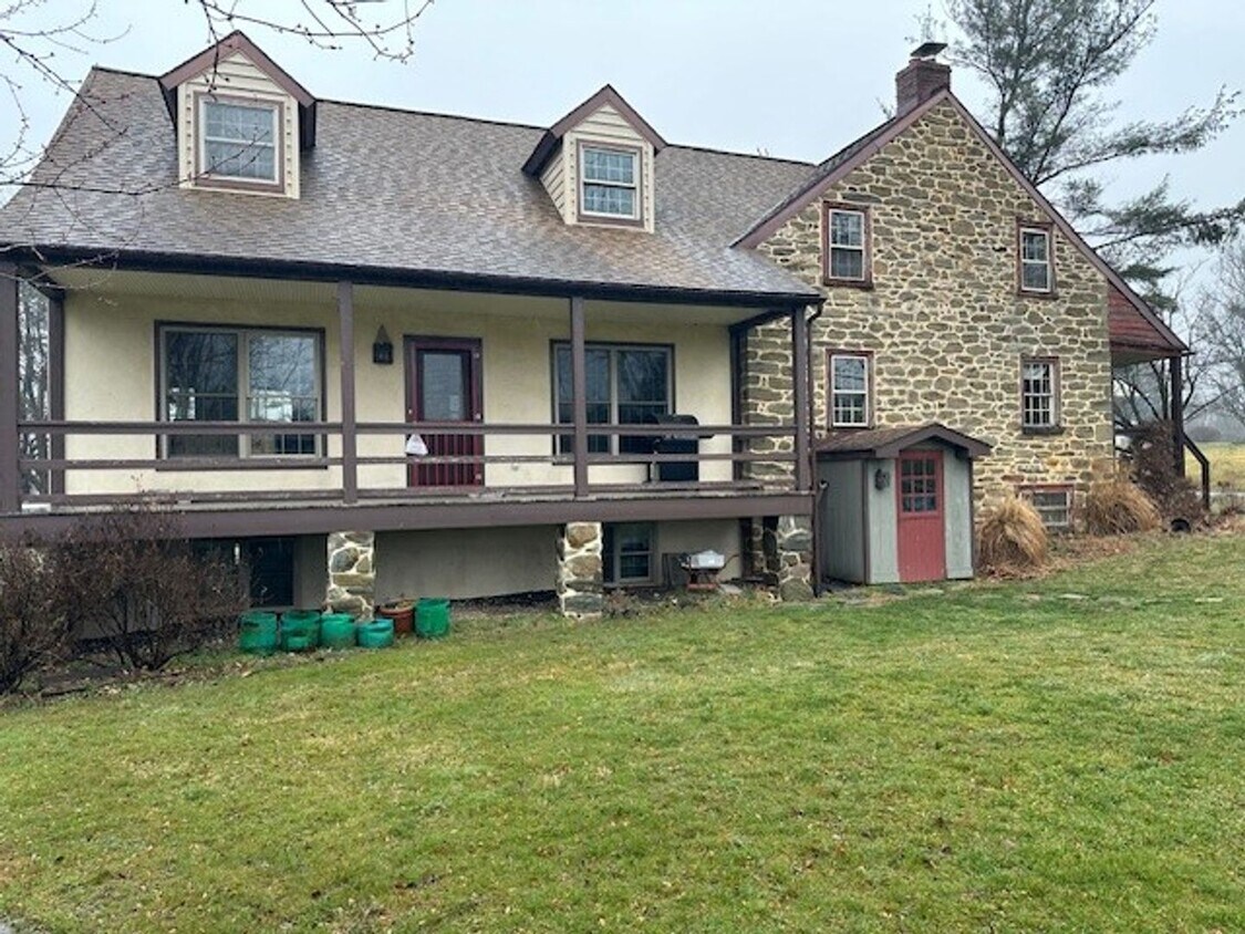 Primary Photo - Country Setting-New Providence