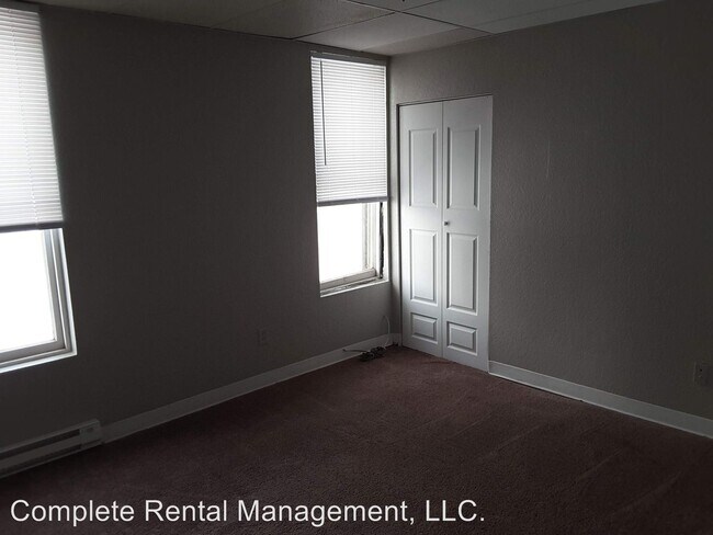 Foto del edificio - 221-223 E 4th St