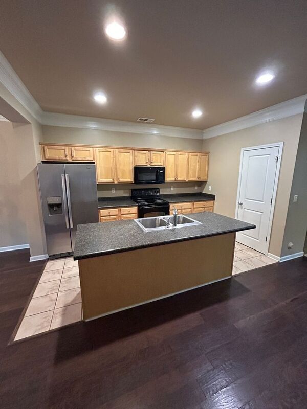 Foto del edificio - 1157 Inverness Cove Way