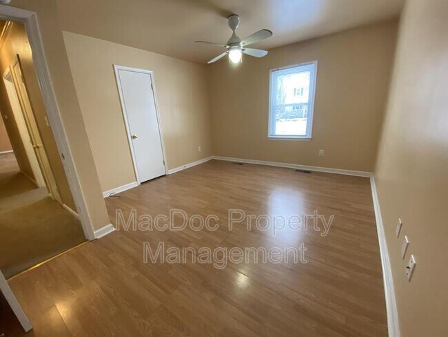 Building Photo - 607 Casey Pl
