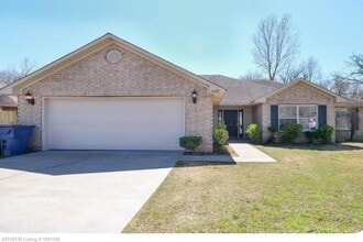 Building Photo - 5408 Maria Ln