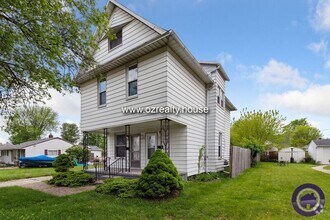 Building Photo - 1310 Almon Ave