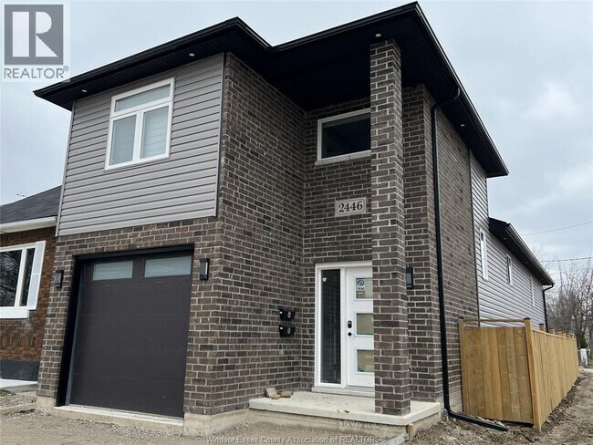 Photo du bâtiment - 2446 McDougall St