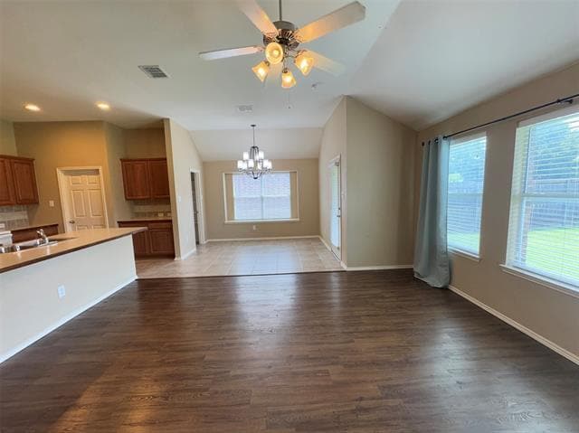 Building Photo - 12516 Coral Dr
