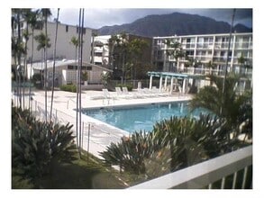 Building Photo - 85-175-175 Farrington Hwy