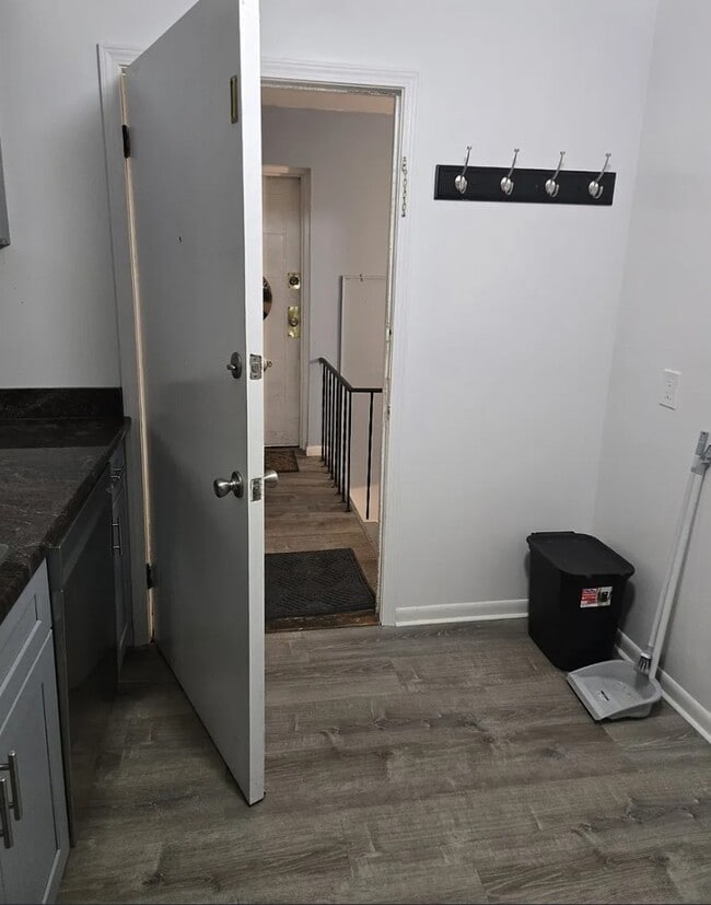 Building Photo - 24106-24276 Ann Arbor Trl