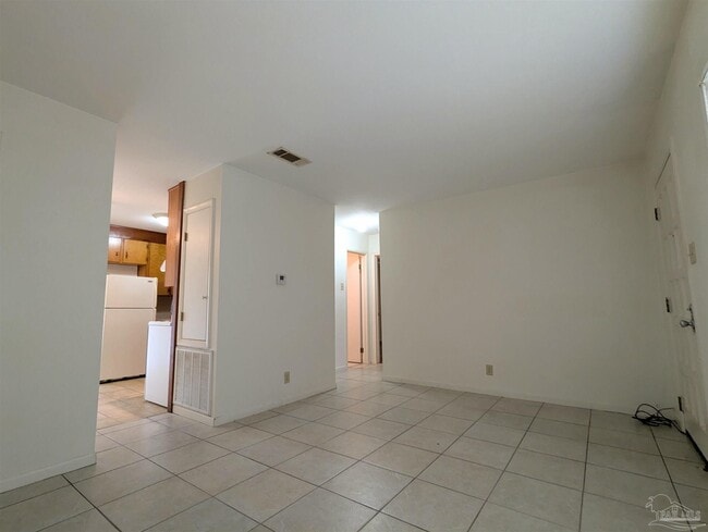 Building Photo - 3751 E Olive Rd