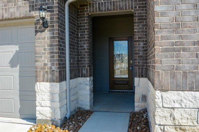 Building Photo - 13990 Fort Ward Way
