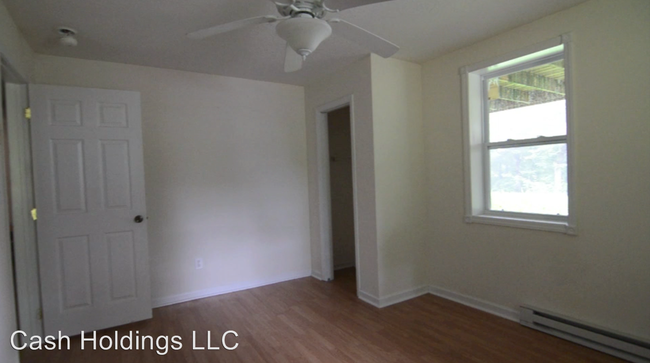 Building Photo - 4 br, 2 bath Apartment - 5699 Junaluska Rd