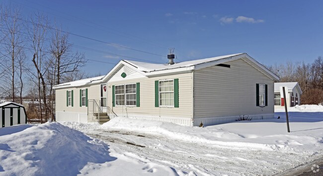 Building Photo - 1360 Foxrun Ct