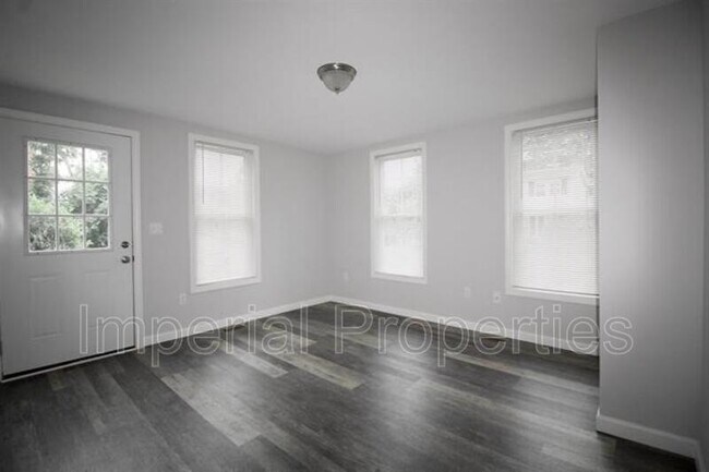 Building Photo - 57 S Spring St