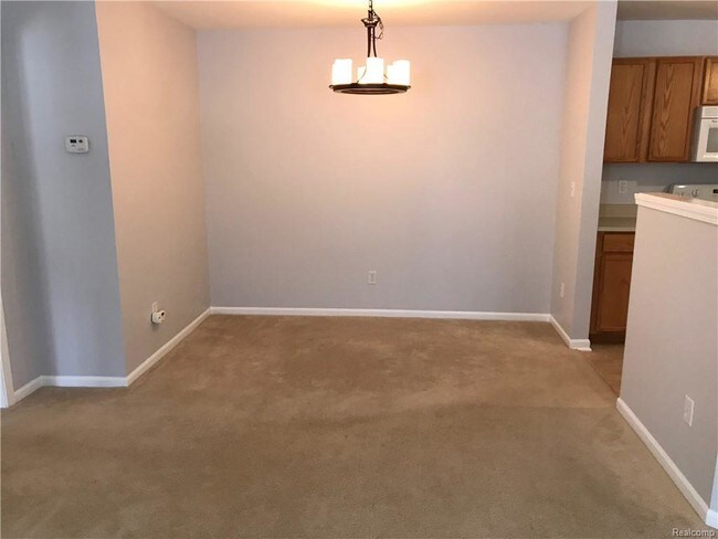 Foto del edificio - 4183 Hampton Ridge Blvd