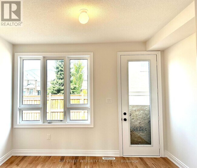 Building Photo - 259 Tennant Cir