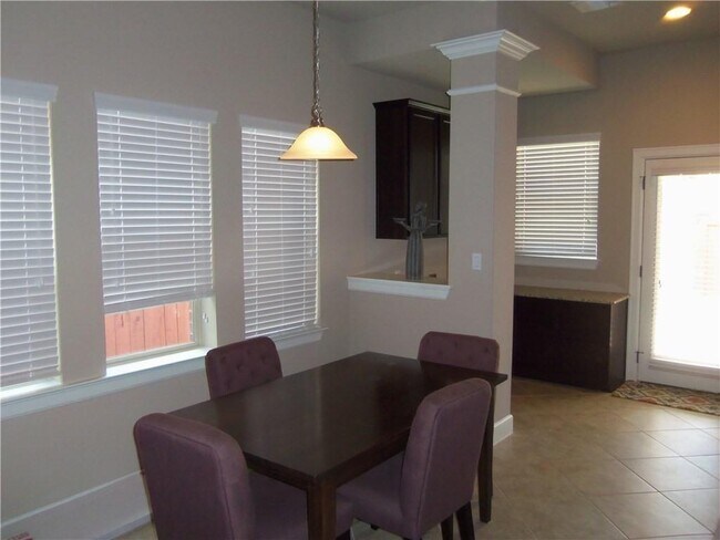 Foto del edificio - 13621 Hymeadow Cir