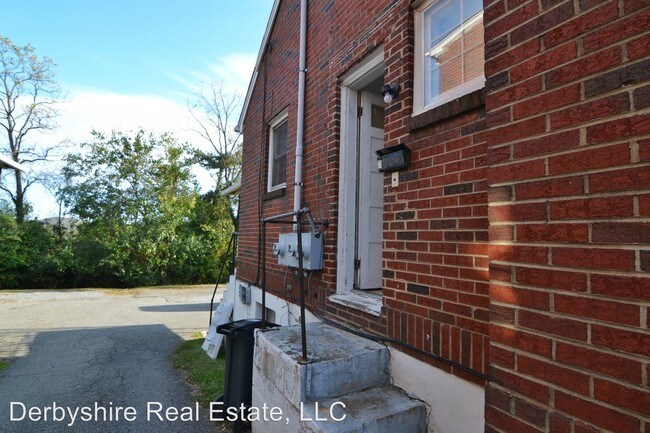 Building Photo - 5046 Fort Ave