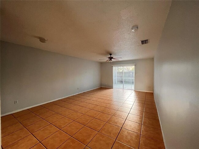 Building Photo - 3244 Moccasin Dr