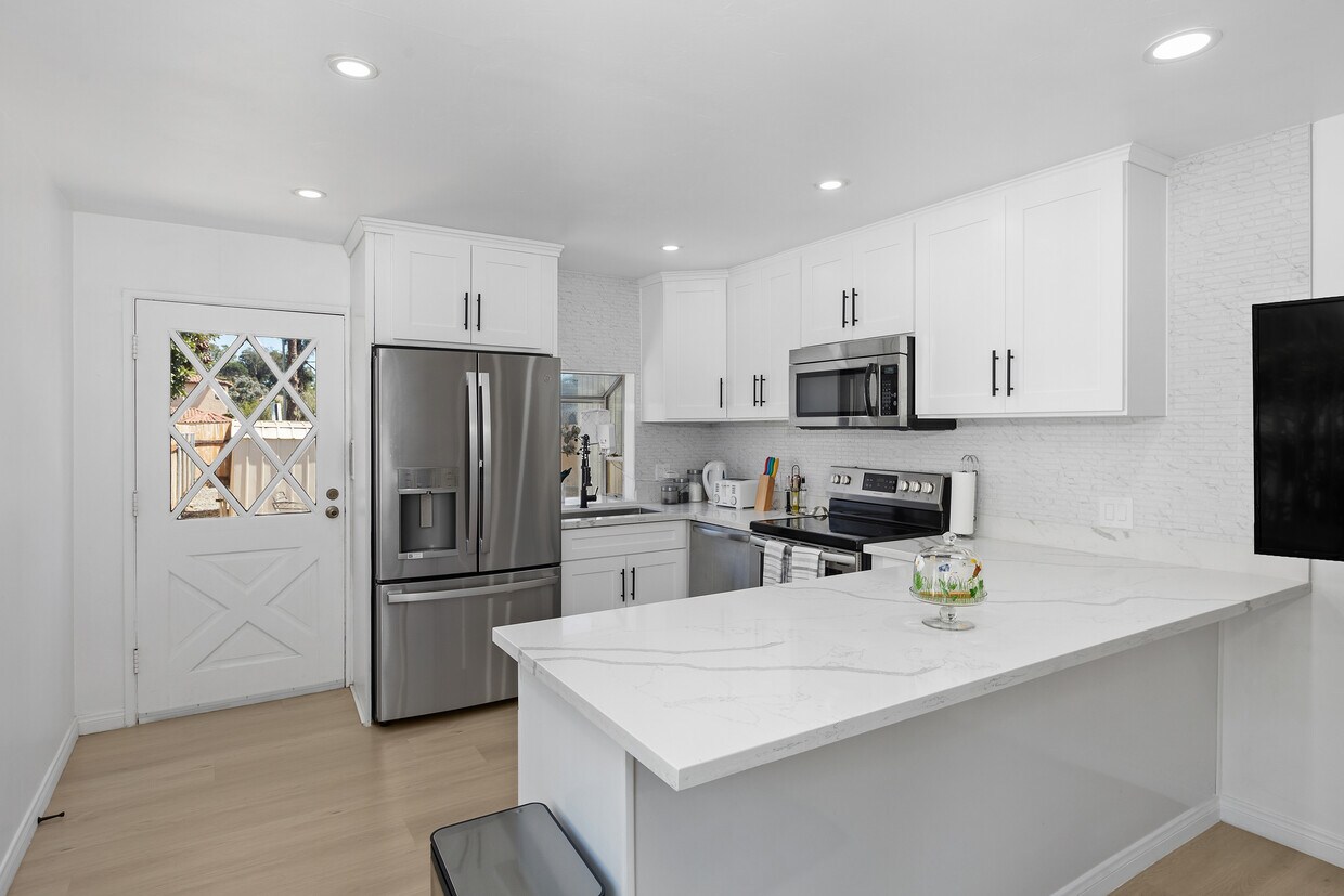 Foto principal - 5588 Shasta Ln
