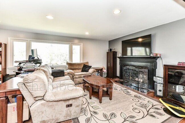 Photo - 1328 N Ivanhoe St House