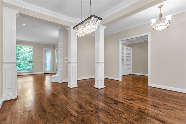 Building Photo - 1210 Creekwood Dr