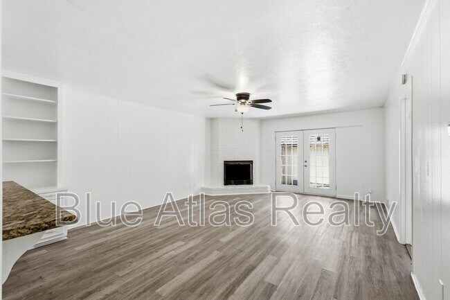 Foto del edificio - 7747 Dentcrest Dr