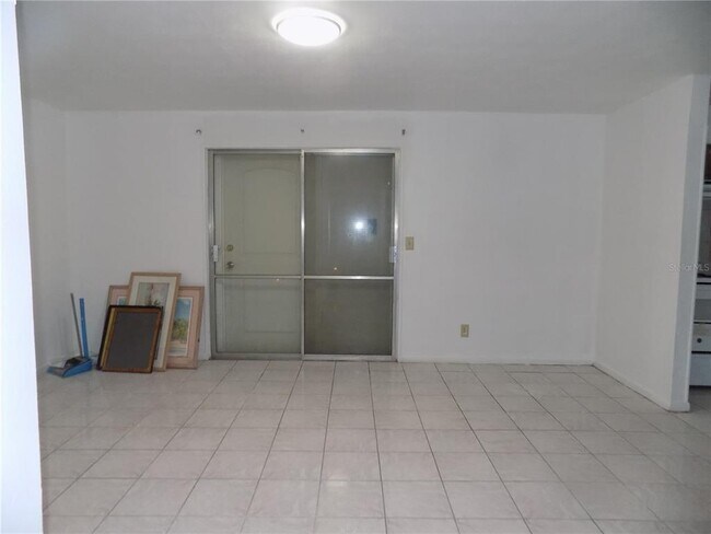 Foto del edificio - 1827 NW 39th Terrace