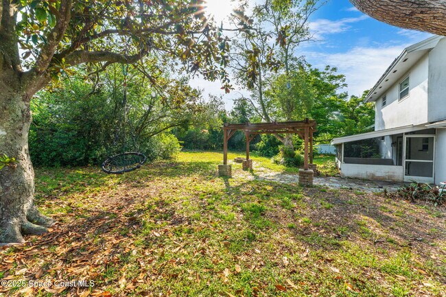 Building Photo - 2645 Driftwood Dr