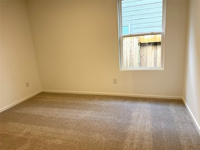 Building Photo - 1511 Crowson Rdg