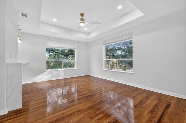 Building Photo - The Mulberry