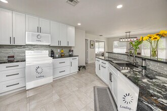 Building Photo - 1518 Lee Ct