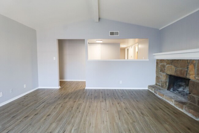 Foto del edificio - 2 Bed | 2 Bath in Central Tulsa!