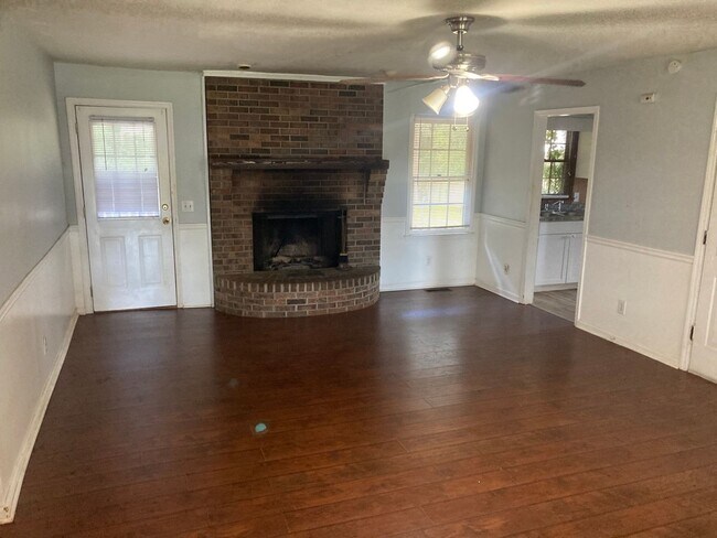 Foto del edificio - 110 W Wedgewood Cir