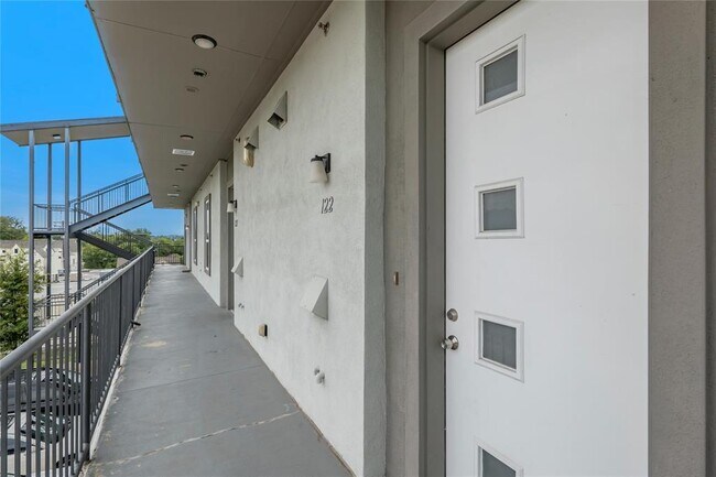 Foto del edificio - 4507 E Martin Luther King Jr Blvd